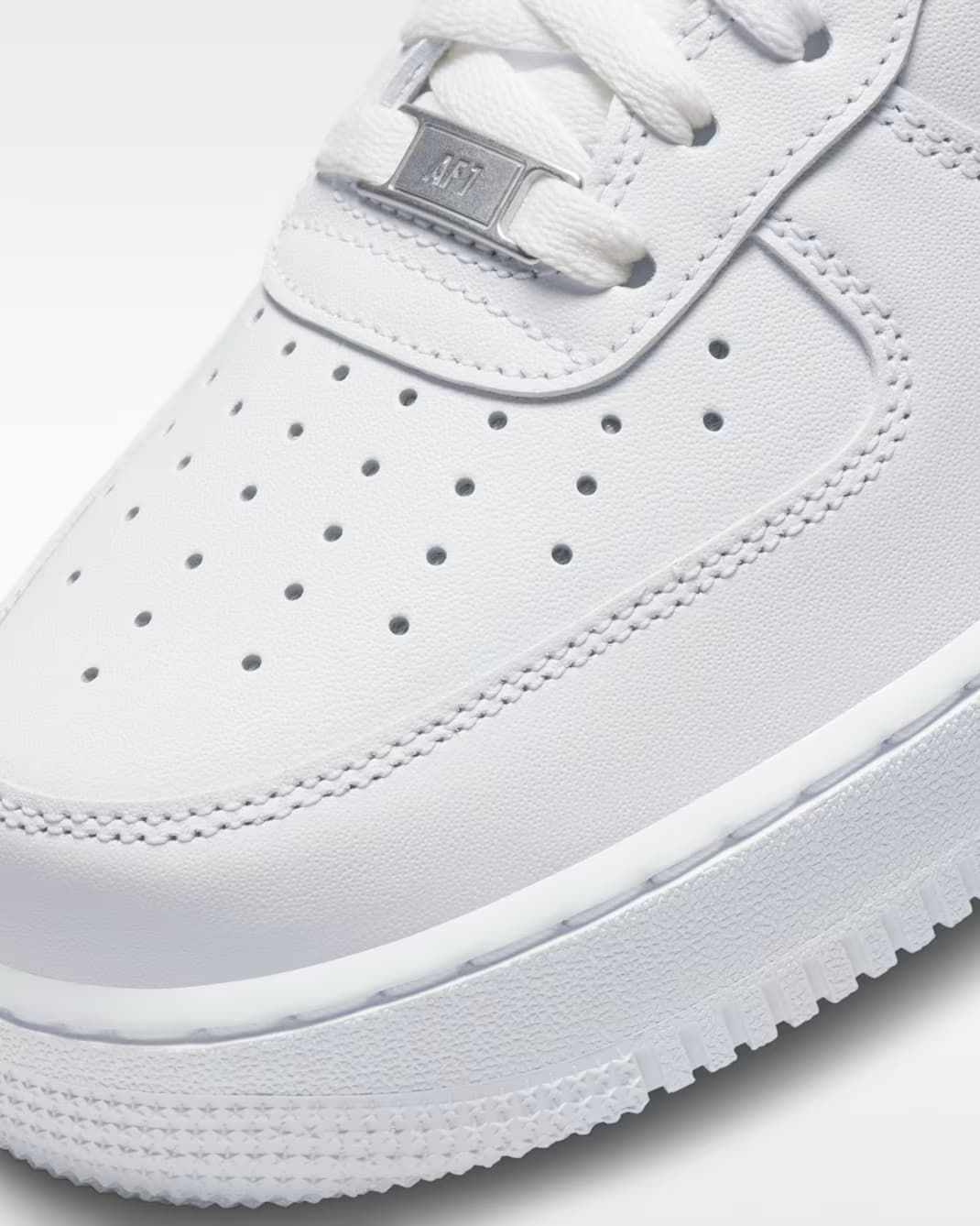 Nike Air Force 1 - 4