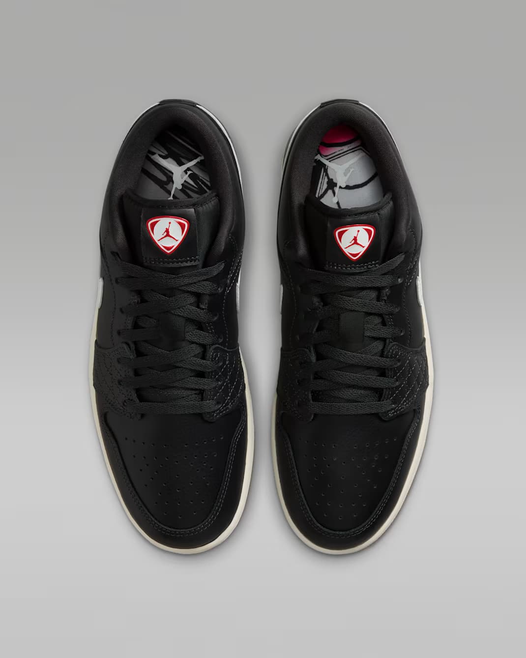 Air Jordan 1 Low SE - 3